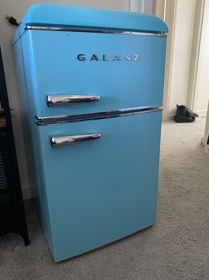 Compact Refrigerator