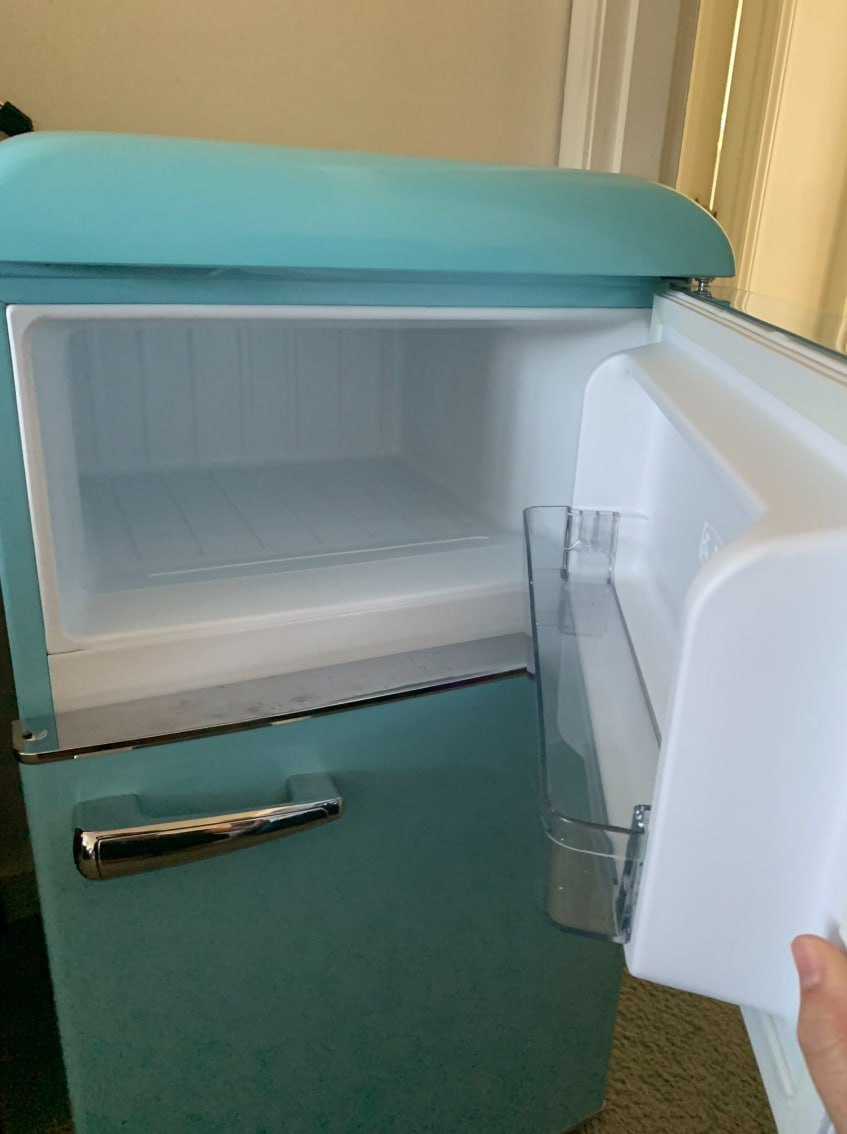 Compact Refrigerator