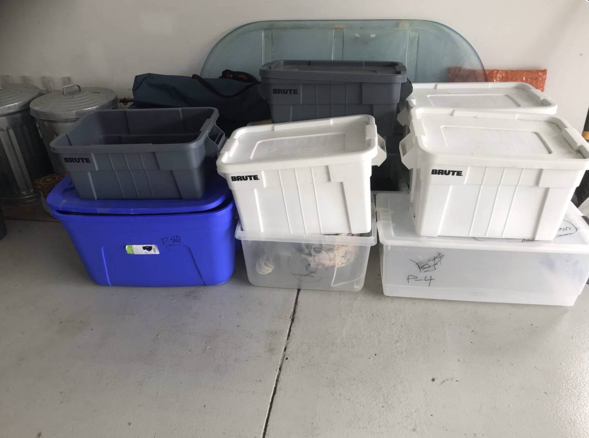Move-out cardboard note